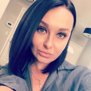 Meet your Posher, Valerie